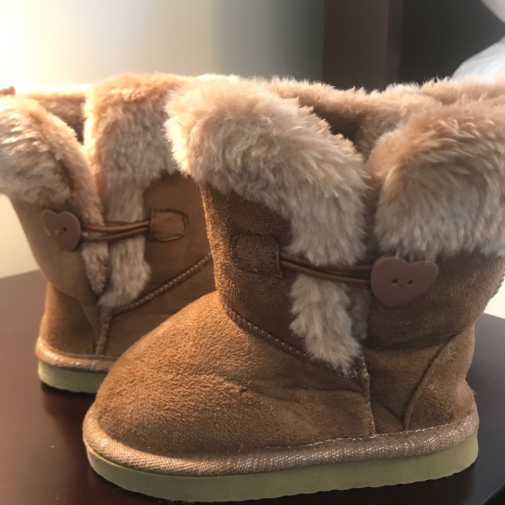Ugh like boots NEW